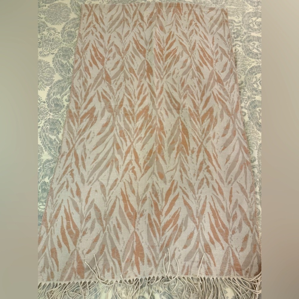 NWT Gentle Fawn Soft Revival Wrap (O/S) - Picture 4 of 8